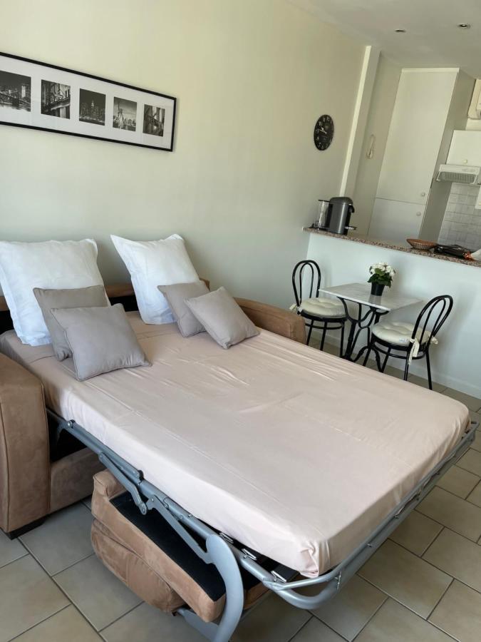 Cannes, Croisette, Palais Miramar Екстер'єр фото