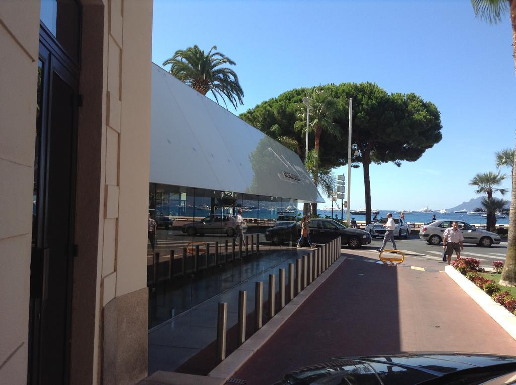 Cannes, Croisette, Palais Miramar Номер фото