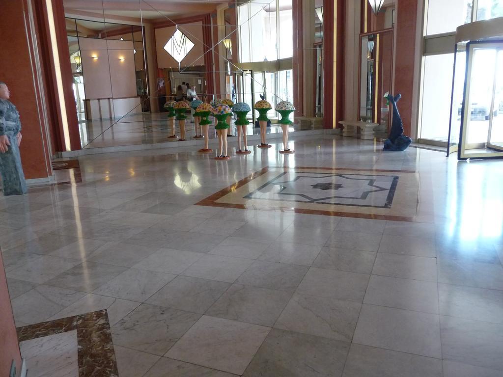 Cannes, Croisette, Palais Miramar Екстер'єр фото